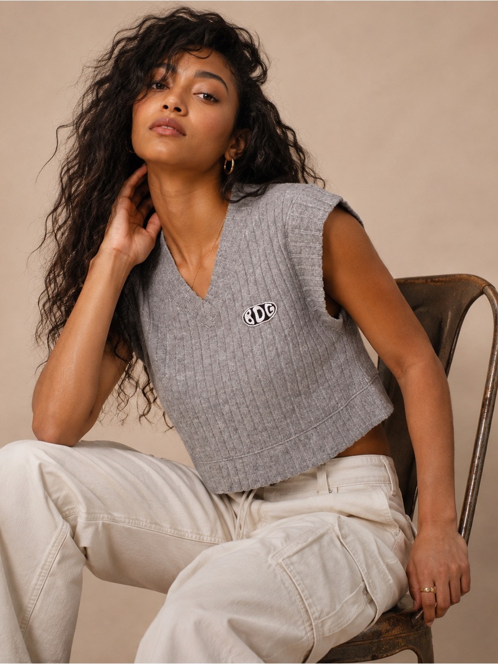 BDG Gray Ribbed Cropped V Neck Sweater Vest Top Small